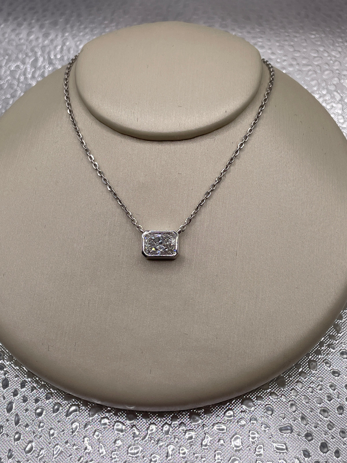 14k white Gold and Radiant Cut Diamond Necklace