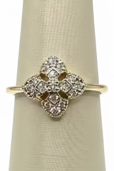 Vintage-Inspired Quatrefoil Cluster Ring in Fine Jewelry