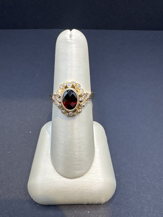 1.40 Carat Art Deco Garnet Ring in 14k Yellow Gold | Vintage-Inspired Statement Piece