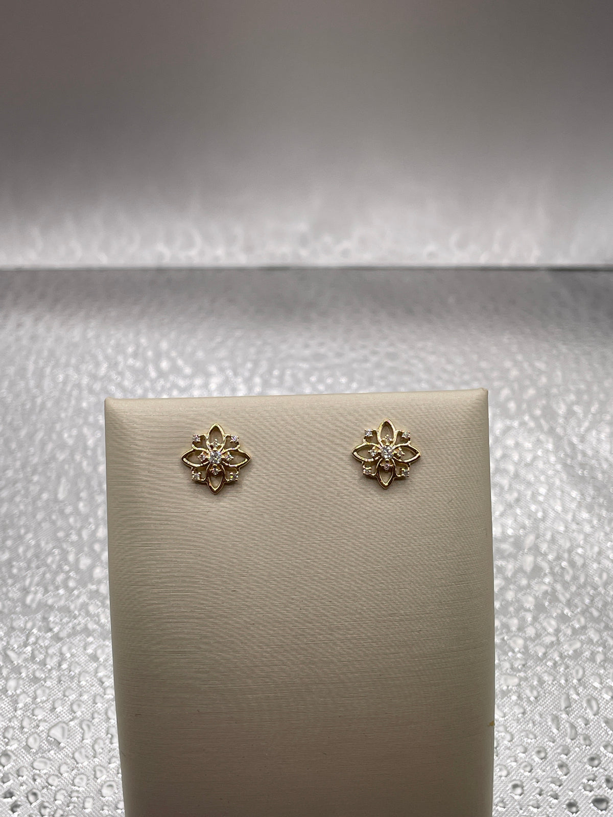 14k yellow Gold and Diamond Earrings