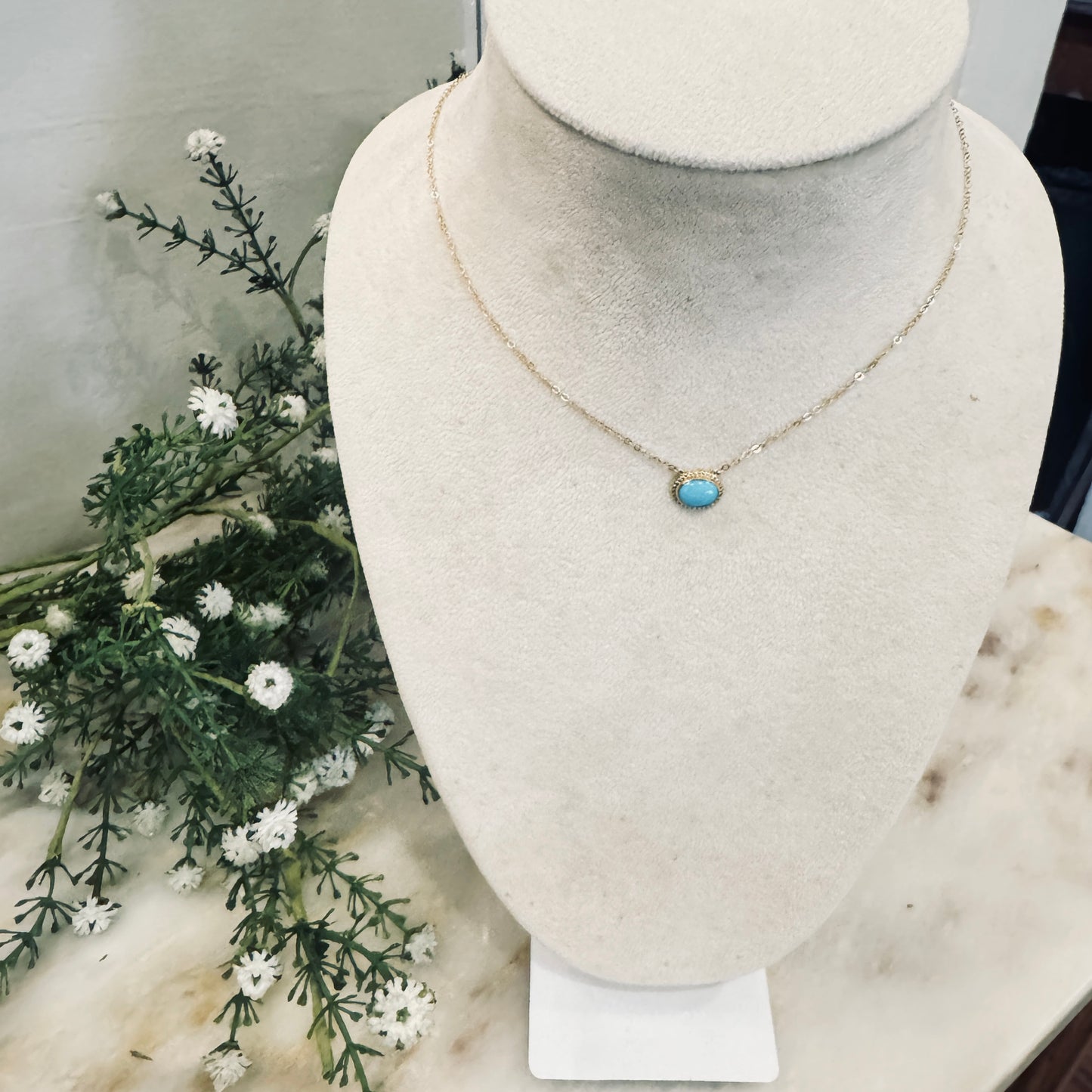 14K Gold Cabochon Turquoise Necklace