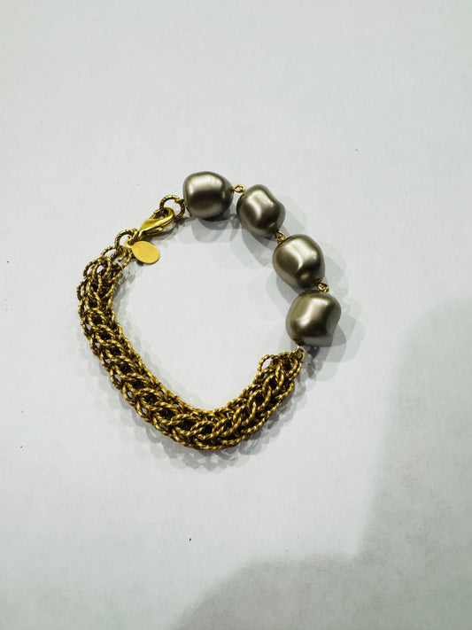 Gray Baroque Pearl Bracelet