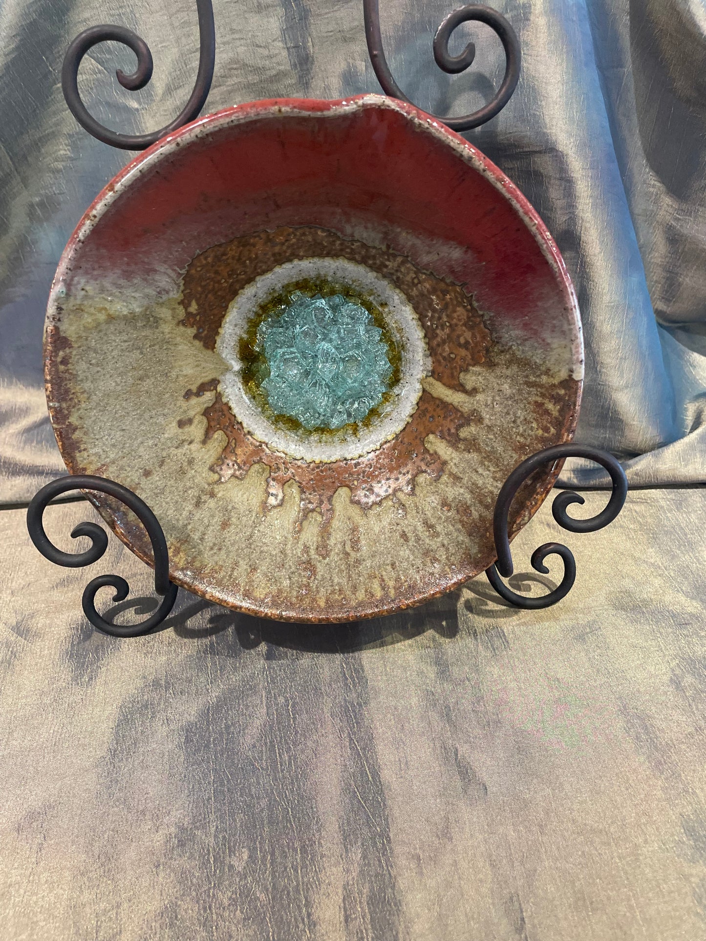 Dock 6 3- Pinch Bowl with Crackle Glass in Copper & Red