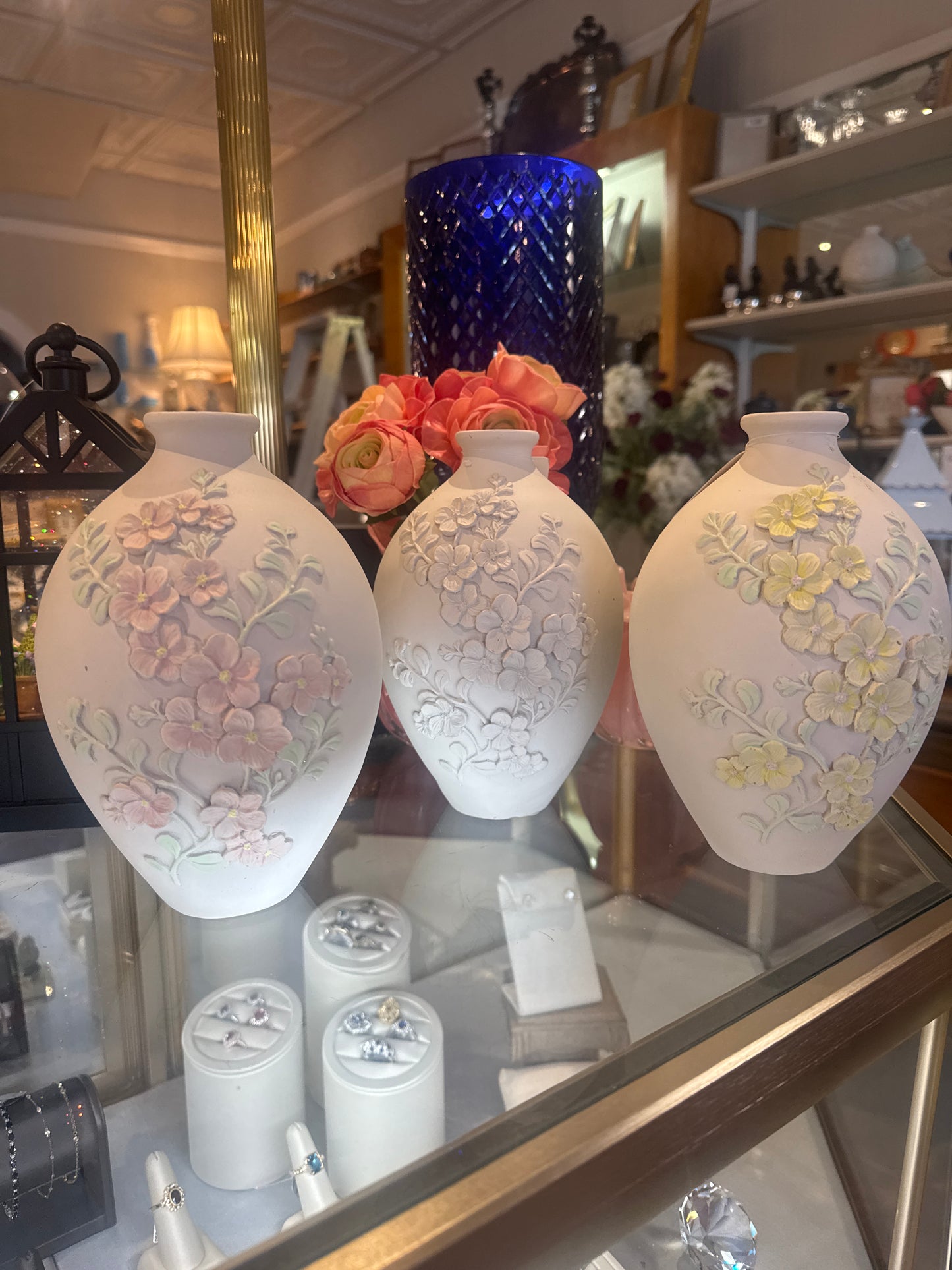 Flower Sculpted Vase