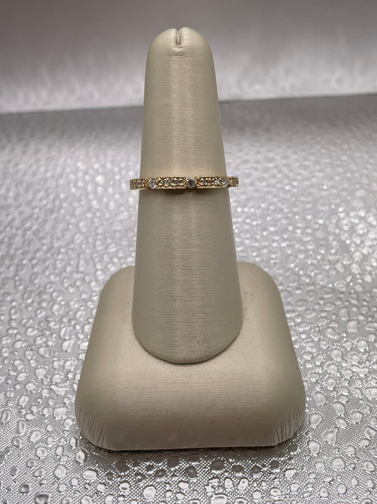 14k Yellow Gold and Diamond Fancy Band