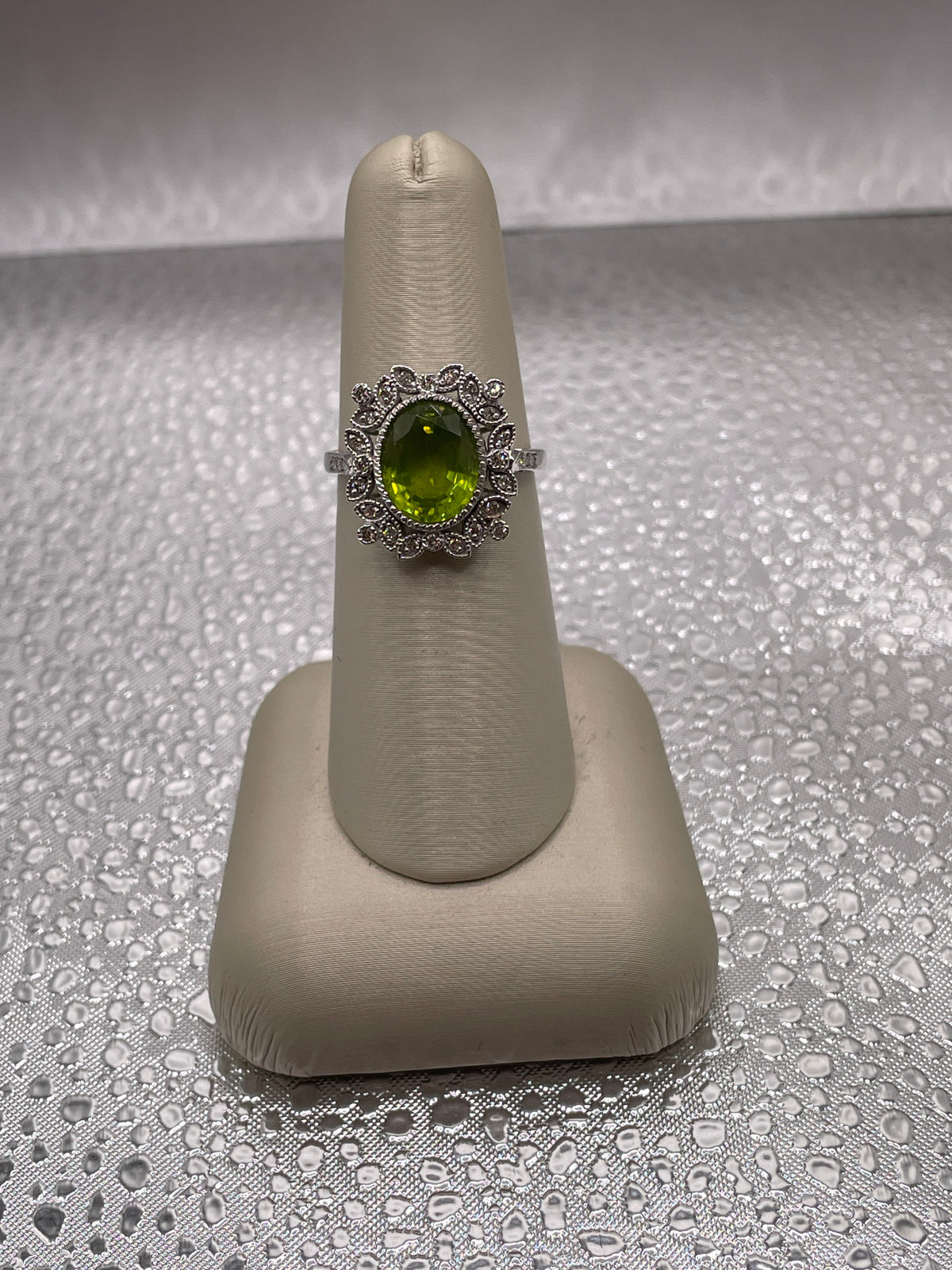 14k White Gold Peridot and Diamond Ring