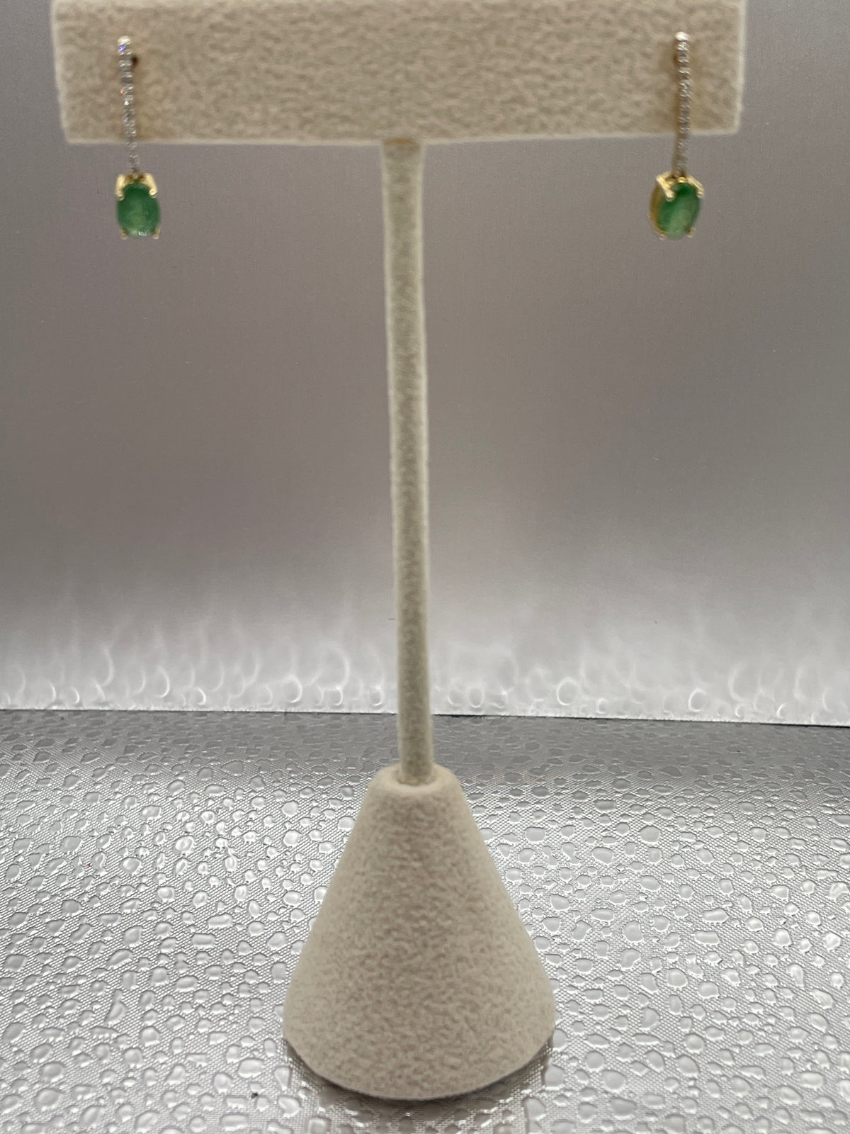 10k Yellow Gold Emerald and Diamond drop Earrings