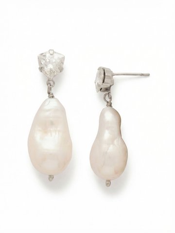 Sedge Pearl Dangle Earrings