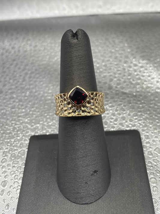14K Yellow Gold Garnet Ring with Diamond Accents