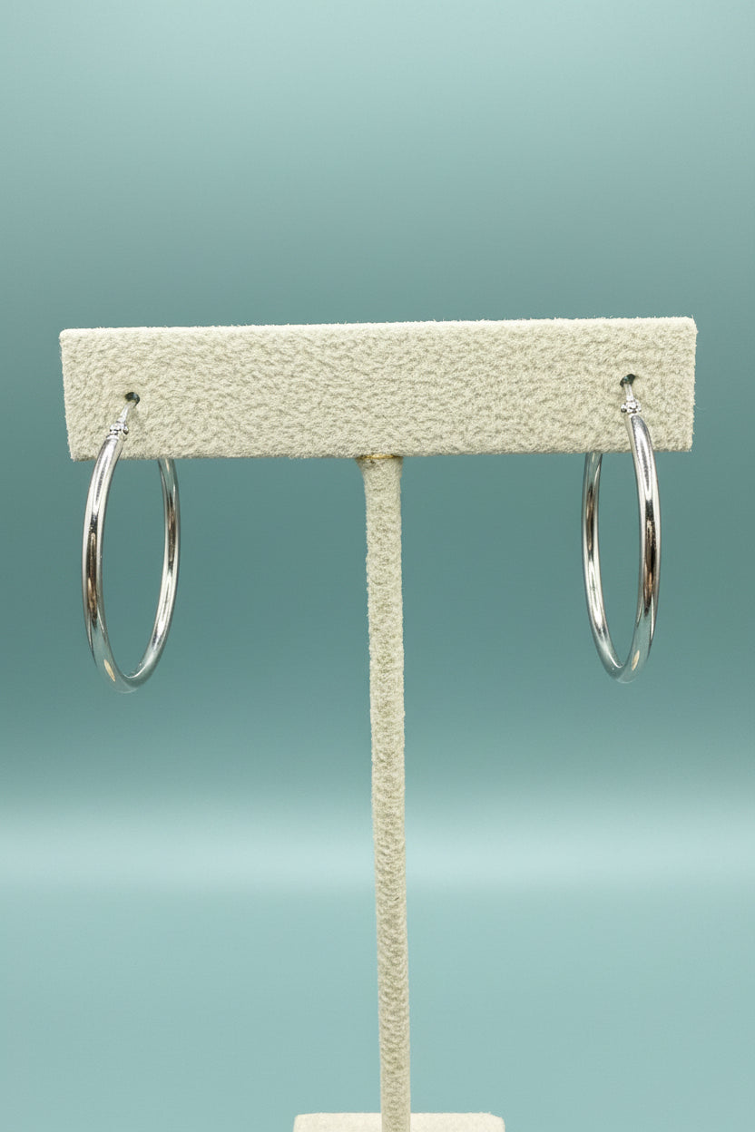 10K White Gold Polished Hoop Earrings